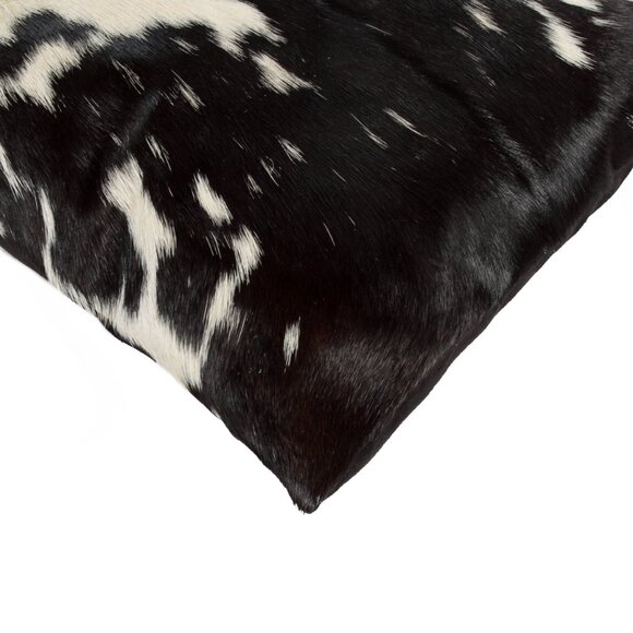 Natural Home Decor Torino Kobe Cowhide Pillow | 1-Piece | Black & white | 18"x18 - Picture 3 of 3